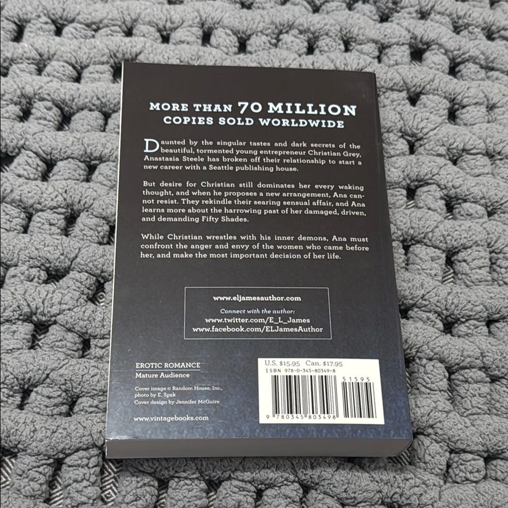 Fifty Shades Trilogy Box Set - All 3 Books Included by E L James - Picture 8 of 10